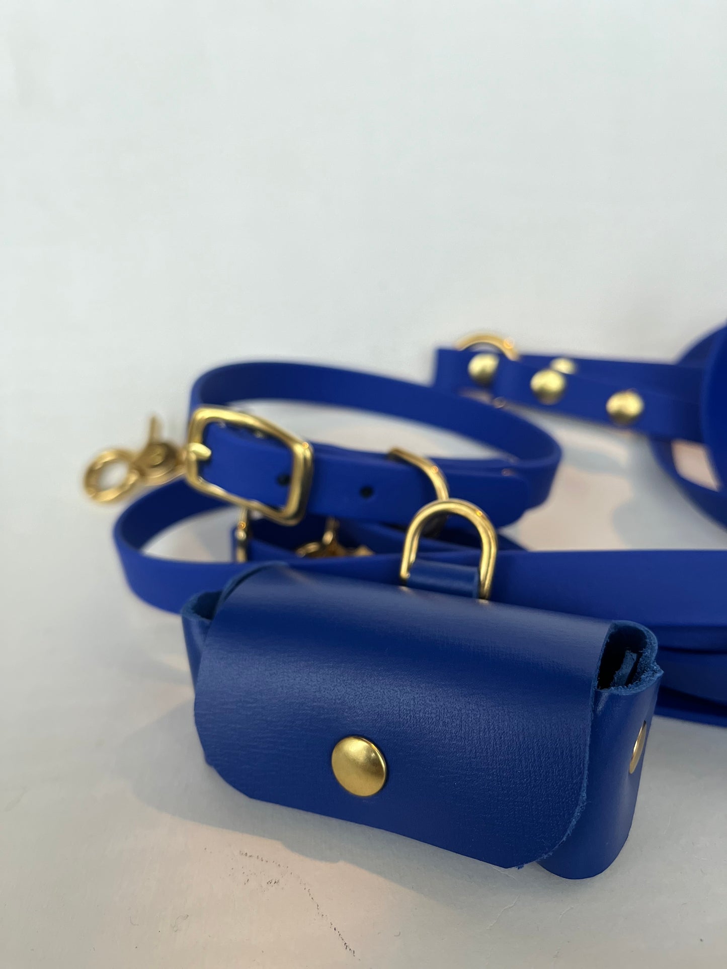 Collier en similicuir